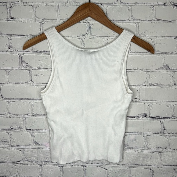 DKNY Ribbed Cropped Tank Top - Picture 6 of 7